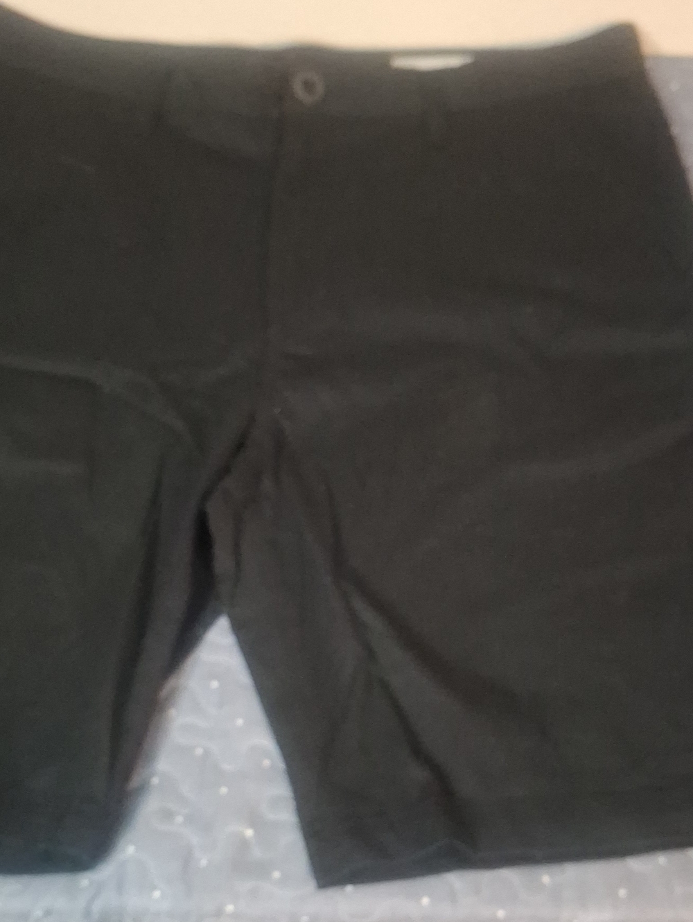 Volcom Black Shorts size 38